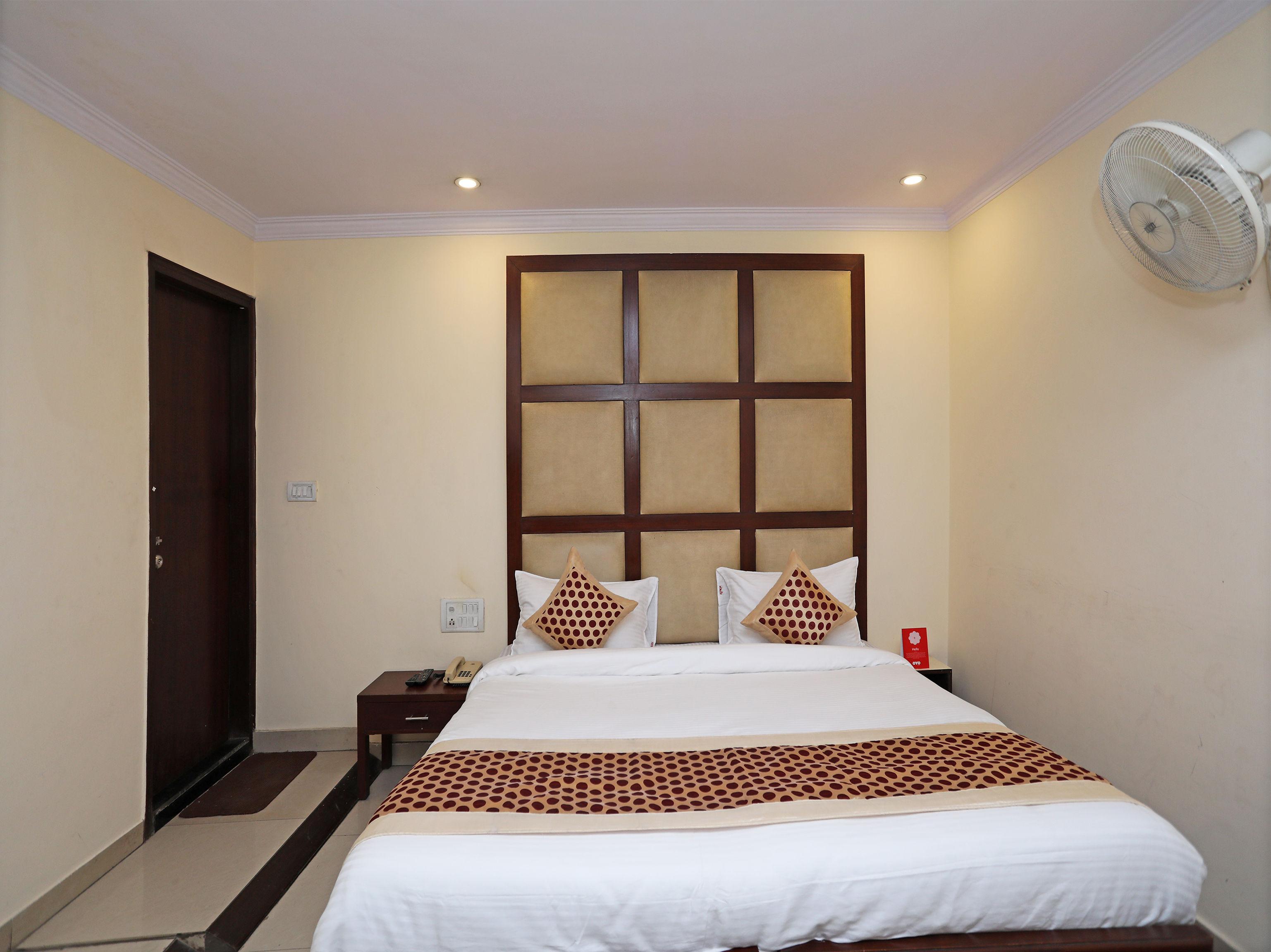 Capital O 10750 Hotel Vivek 뉴델리 외부 사진
