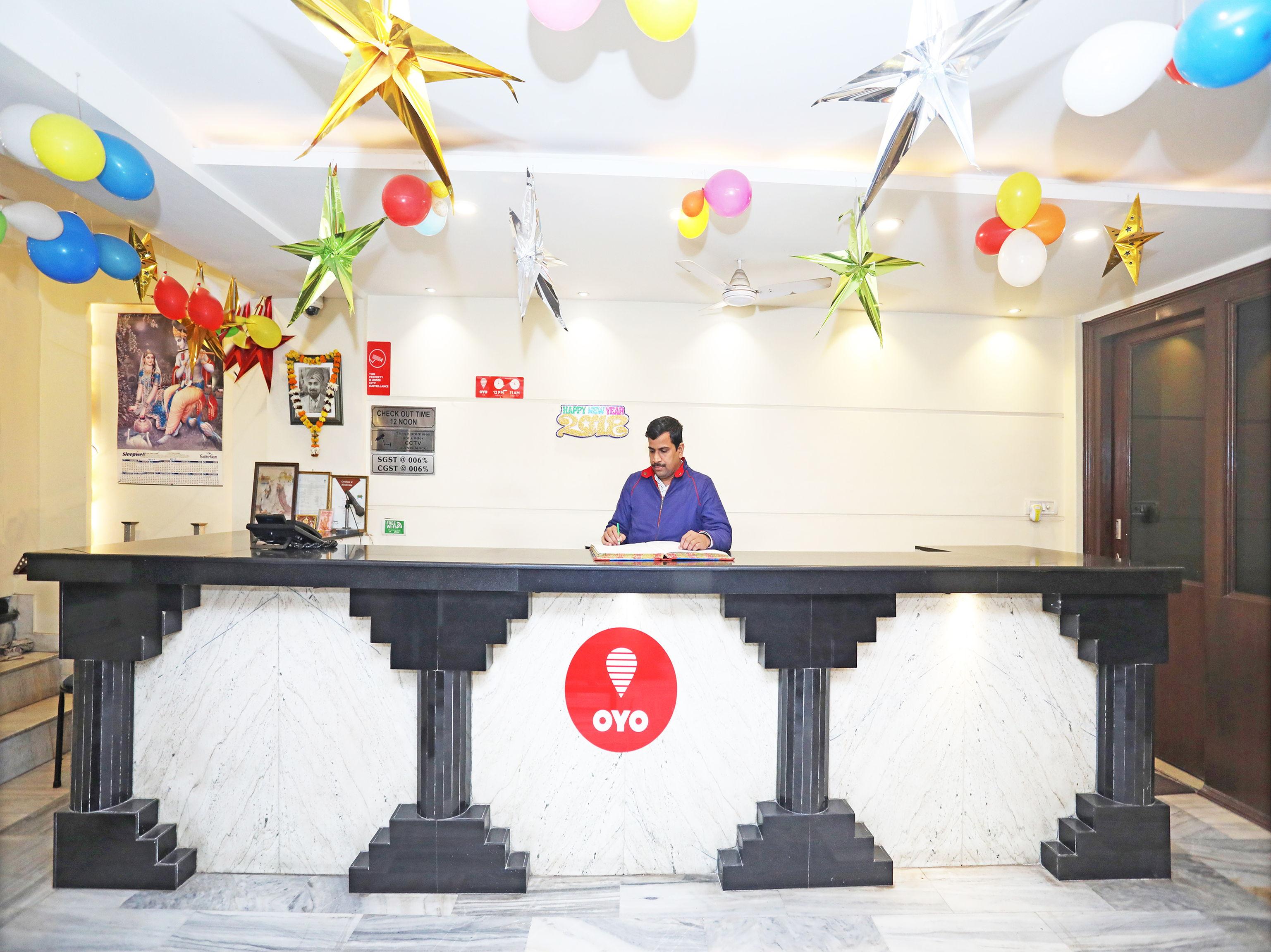 Capital O 10750 Hotel Vivek 뉴델리 외부 사진