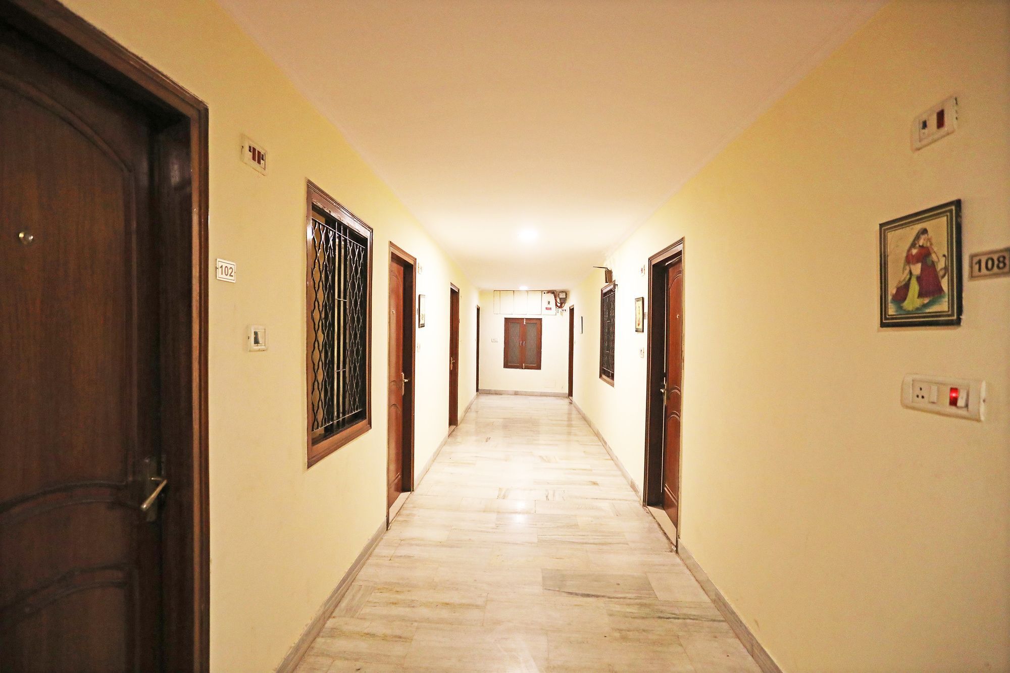 Capital O 10750 Hotel Vivek 뉴델리 외부 사진