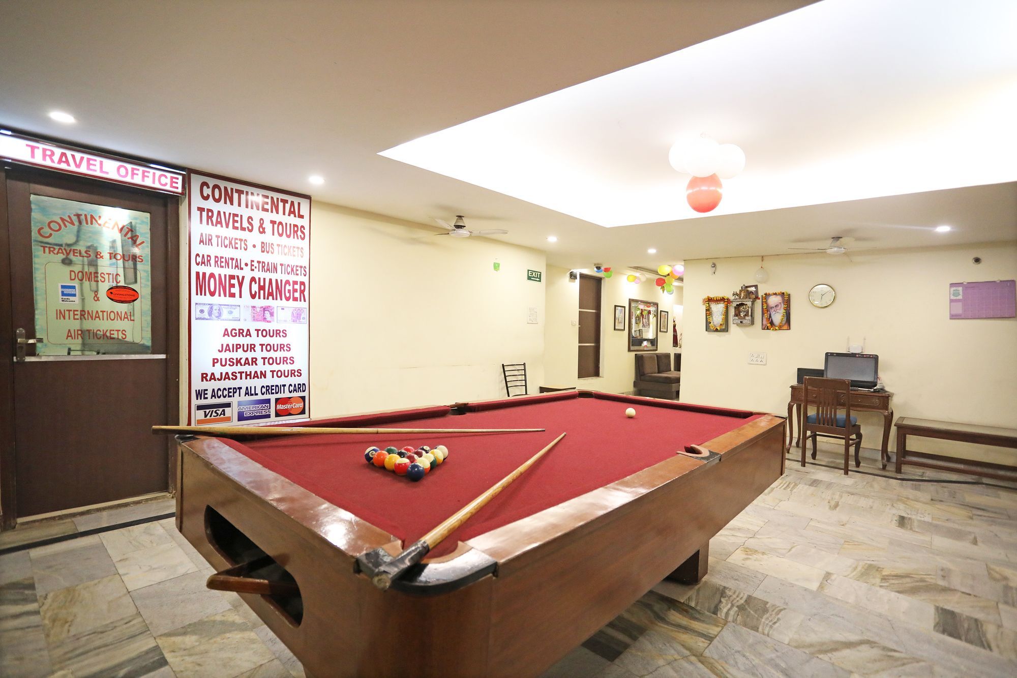 Capital O 10750 Hotel Vivek 뉴델리 외부 사진